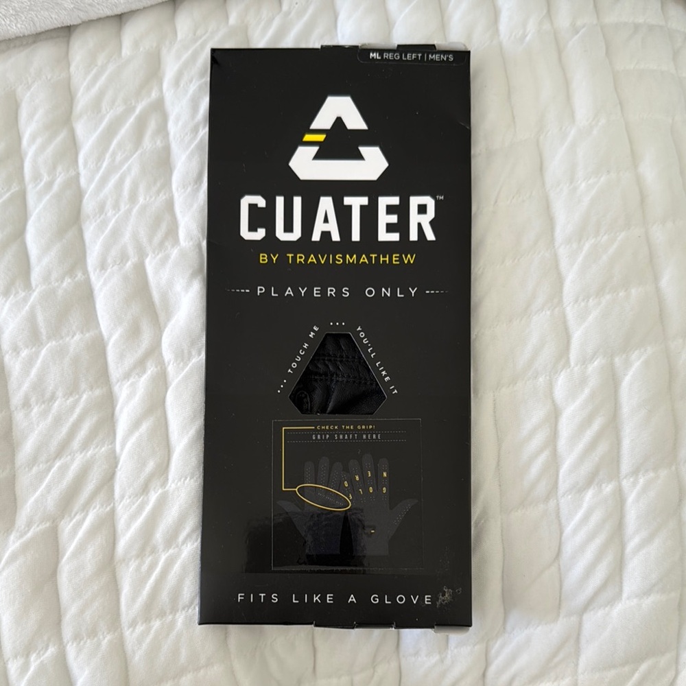 NWT Cuater by Travis Mathew Black Gloves golf glove